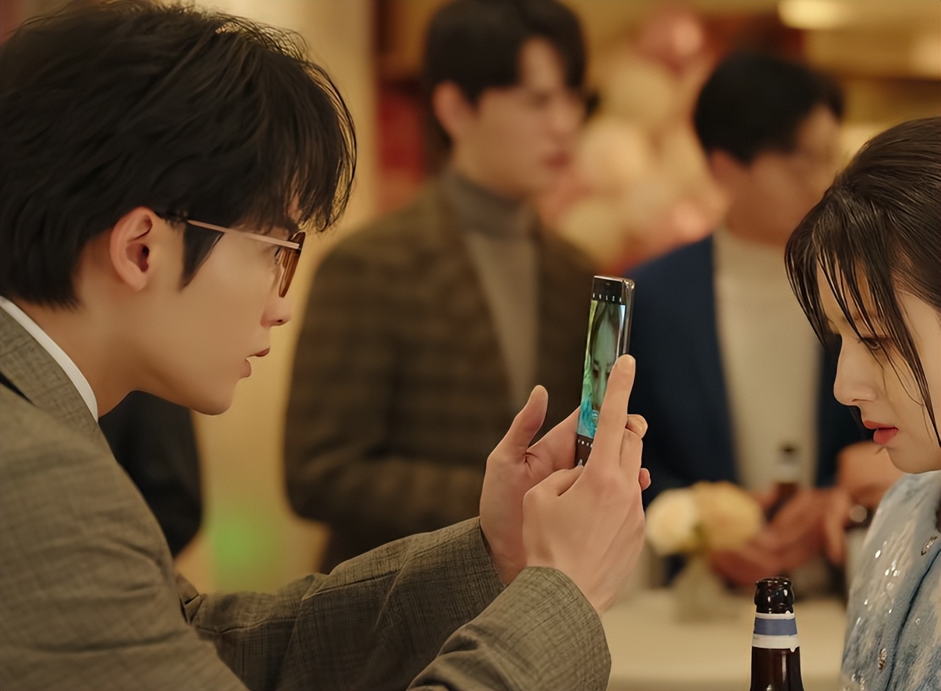 才3集评分9.7,檀健次令观众成功“入坑”,国产都市剧有天花板了!