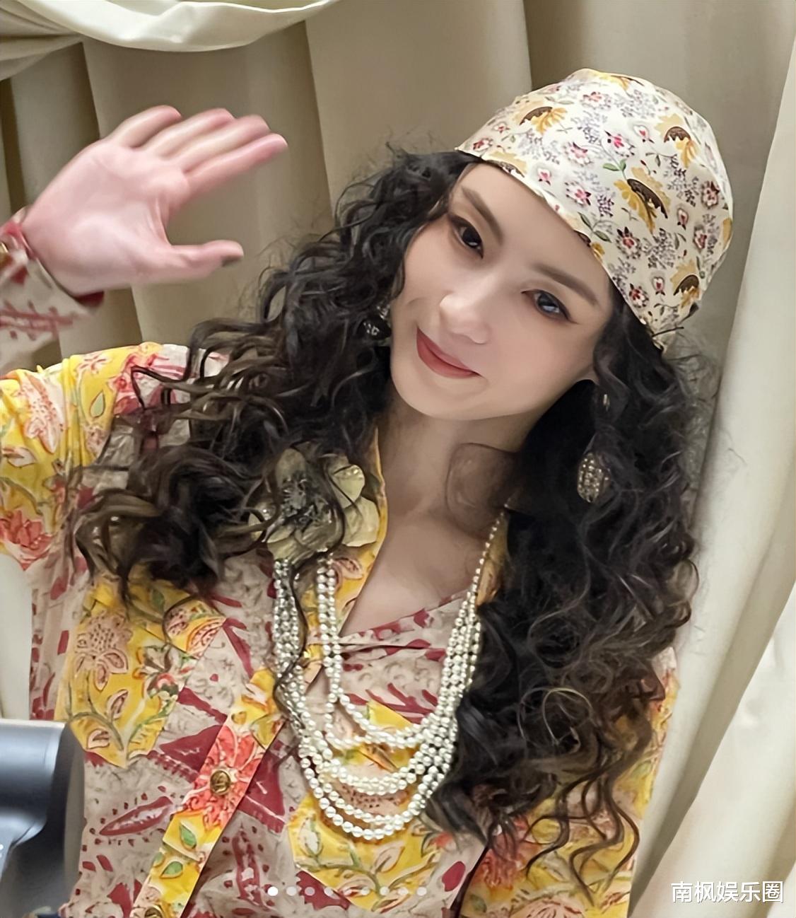 杨紫算不算顶级大美女?看看她和张柏芝站在一起就有答案了