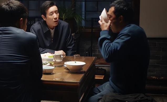 难以下咽就别演吃戏了,富大龙一出场,打了多少内娱假吃片段