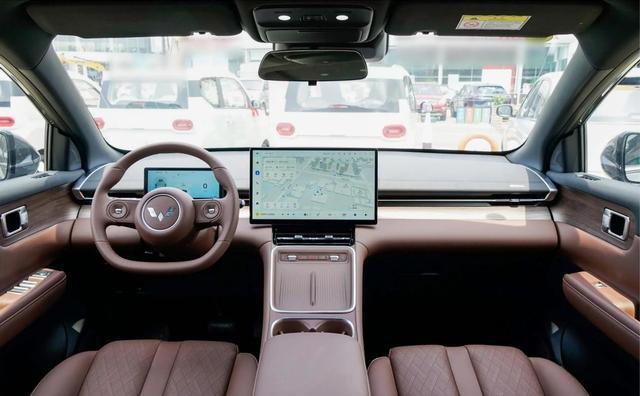 10万预算想买插混SUV，五菱星光S和宋Pro DM-i，谁是更香的选择？