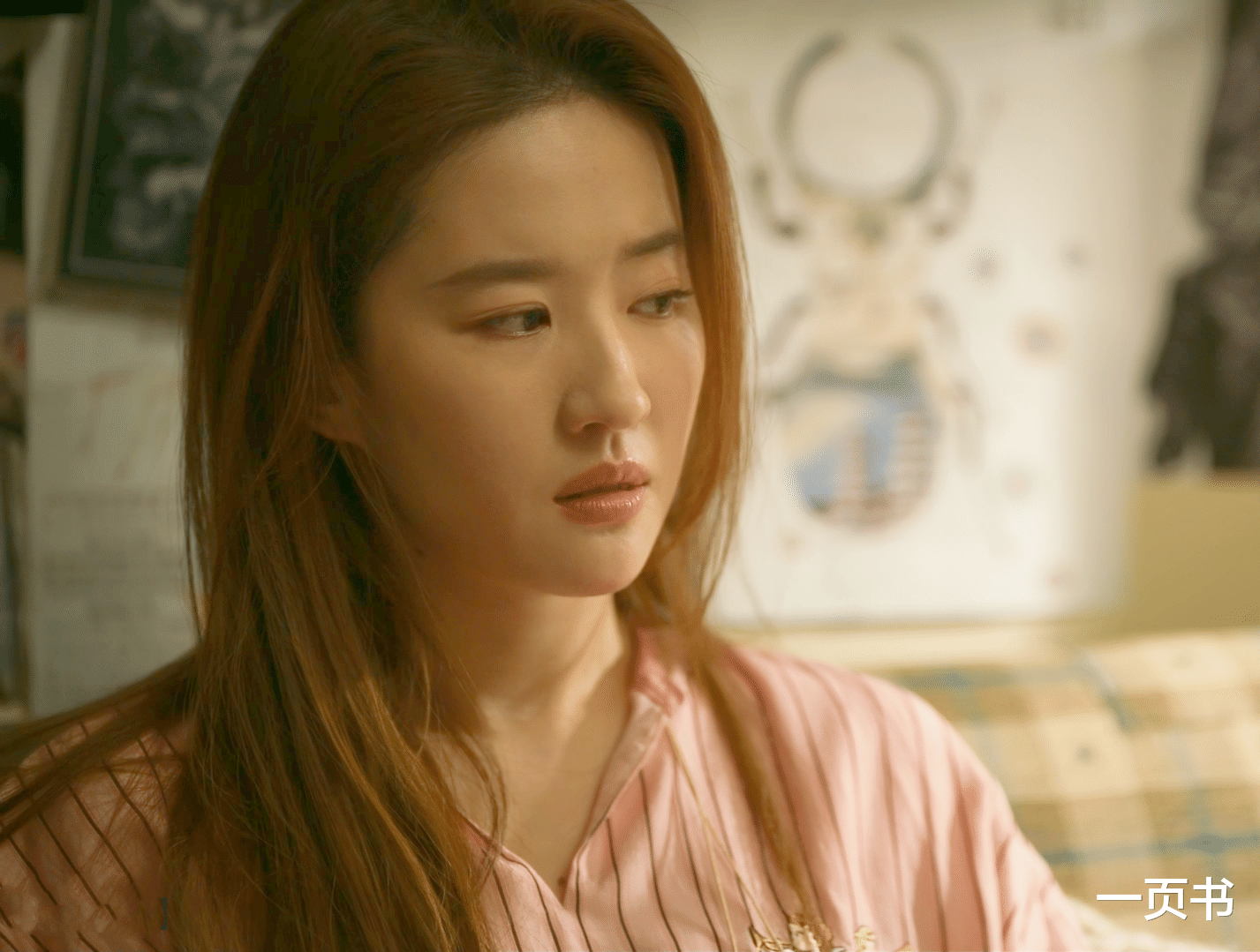 白玉兰这一夜,《繁花》盛开,“珠圆玉润”的刘亦菲,却全场瞩目
