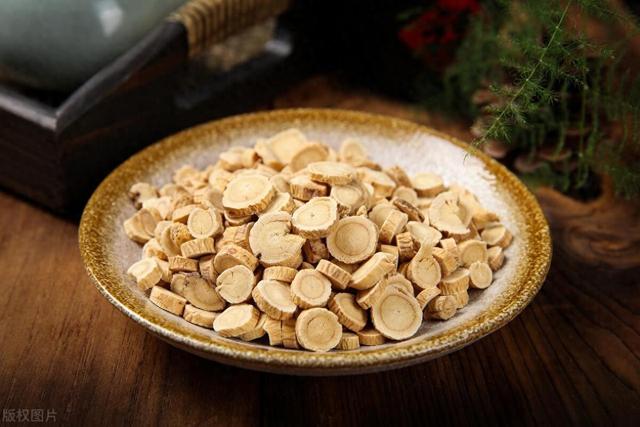 重用黄芪、当归两味药，能为你活血助起，蛟龙起飞！