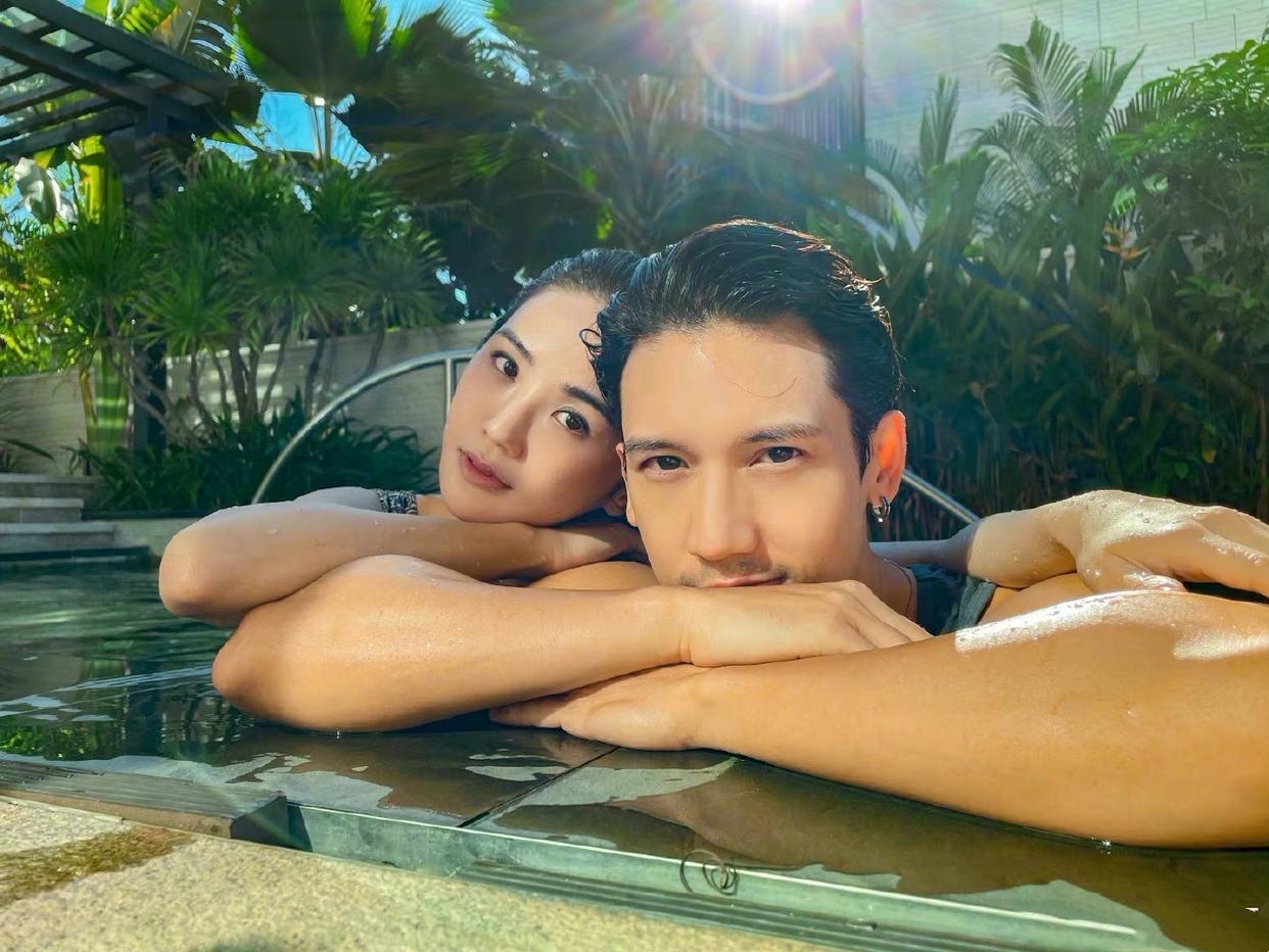 阿Sa回应关智斌求婚:他肯娶,我肯嫁,爱他一万年