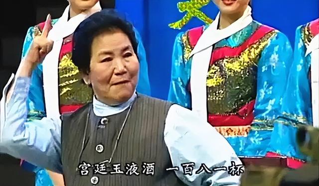 原来她就是“春晚钉子户”孙涛的老婆，怪不得孙涛每年都能上春晚