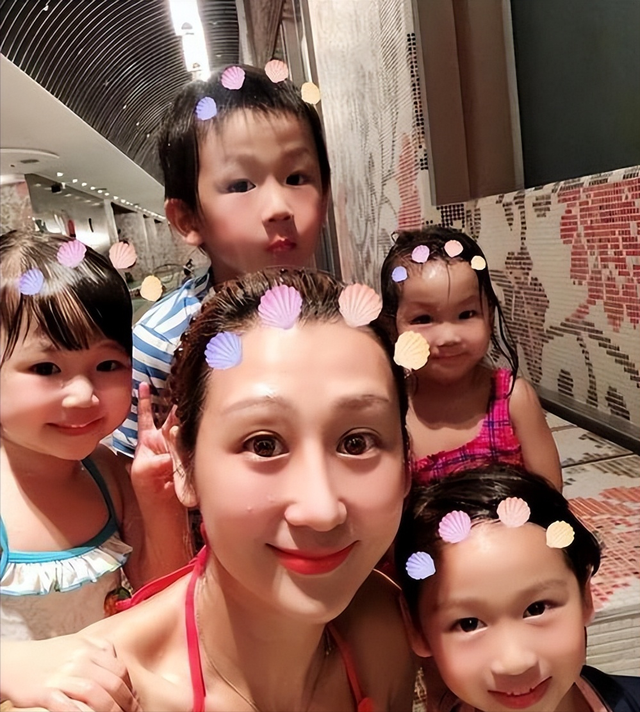 5年剖4胎从不坐月子,被丈夫评“只会生娃”,如今38岁她老的像68