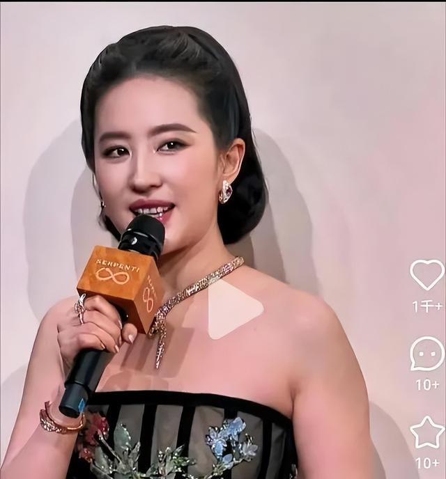 无滤镜大变样，刘亦菲大黄牙，陈慧琳像李逵，张曼玉整到认不出