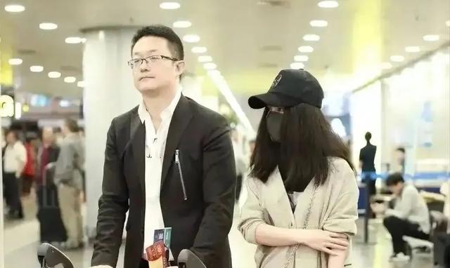 42岁姚笛变化巨大,自述已3年没化妆,离婚10年,马伊琍赢了