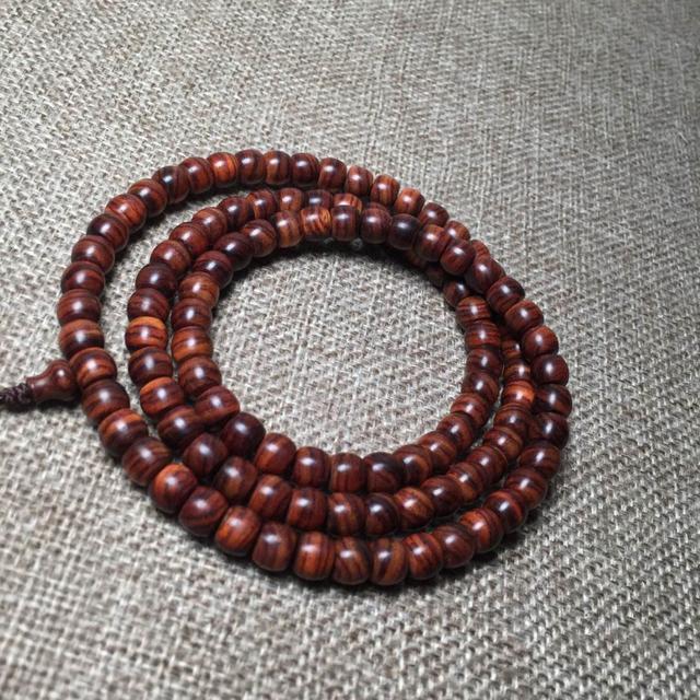 海南黄花梨:解锁文玩界的高端密码,品味奢华与自然的完美交融