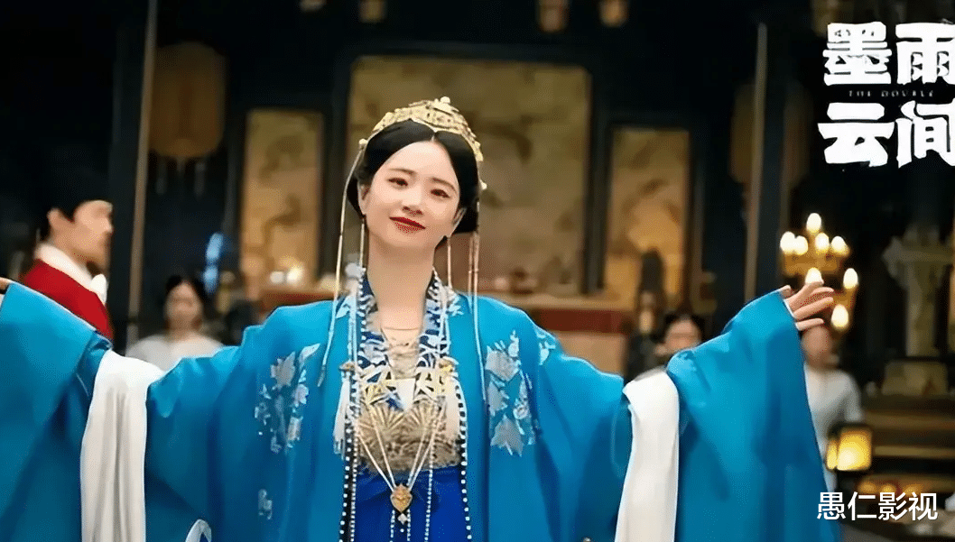 她因耍大牌遭封杀,出道11年,当初有多张狂,现在就有多打脸!