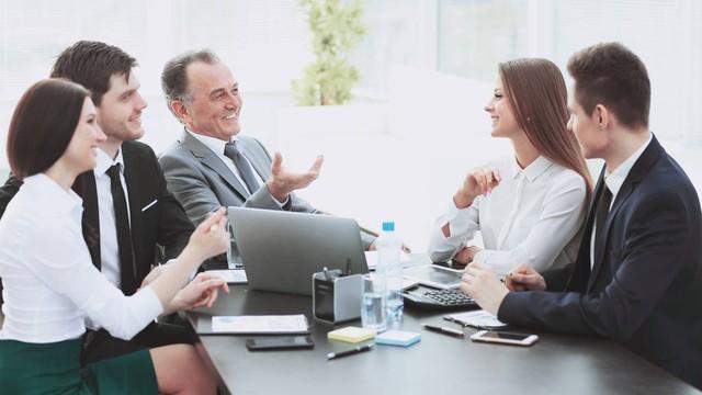 努力工作，从来不向领导提要求的人，得到的不是领导的信任和肯定