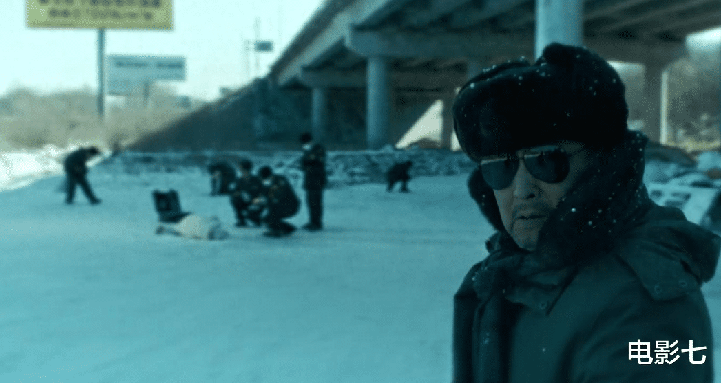 空降热度第1！年度悬疑大剧，连追16集后，观众大赞：女主太惊艳了