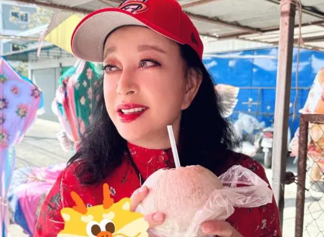 昔日八一厂厂花,被王心刚看好,却被刘晓庆抢风头,今68岁美如花