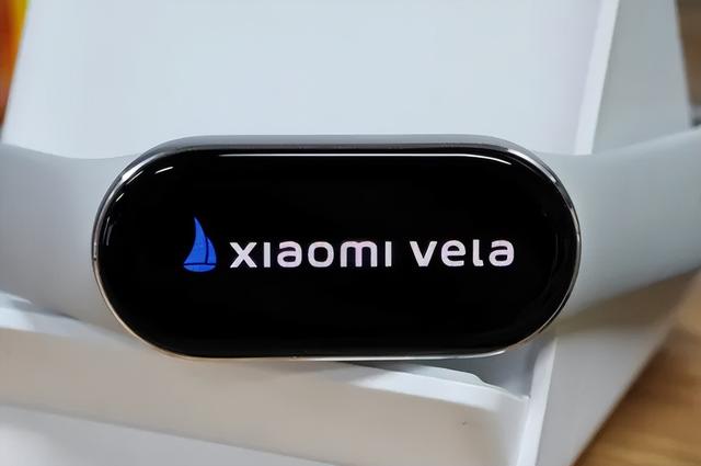 小米刚发了个自研系统，但你可能已经用上了