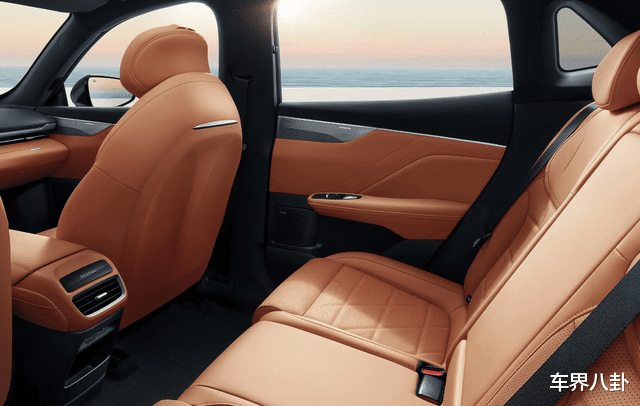 深蓝S05上市在即!华为130万像素大灯,提供纯电/增程双动力版本