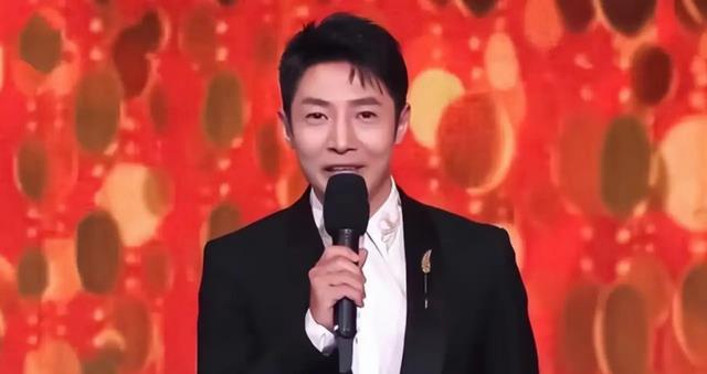 元宵晚会阵容曝光，看完明星名单，厕所都不敢去上了