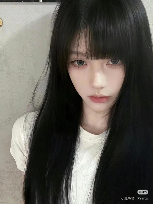美少女 齐刘海黑长直