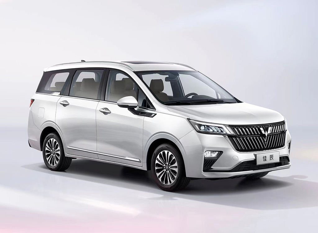 五菱银标新款MPV，五菱宝骏的疯狂内卷继续上演？