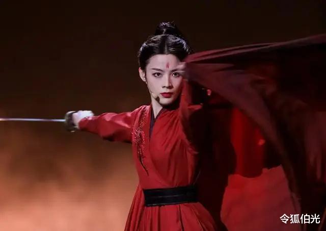 嘻哈|从《中国新说唱》看华语流行文化？后现代，解构和乐子人的狂欢