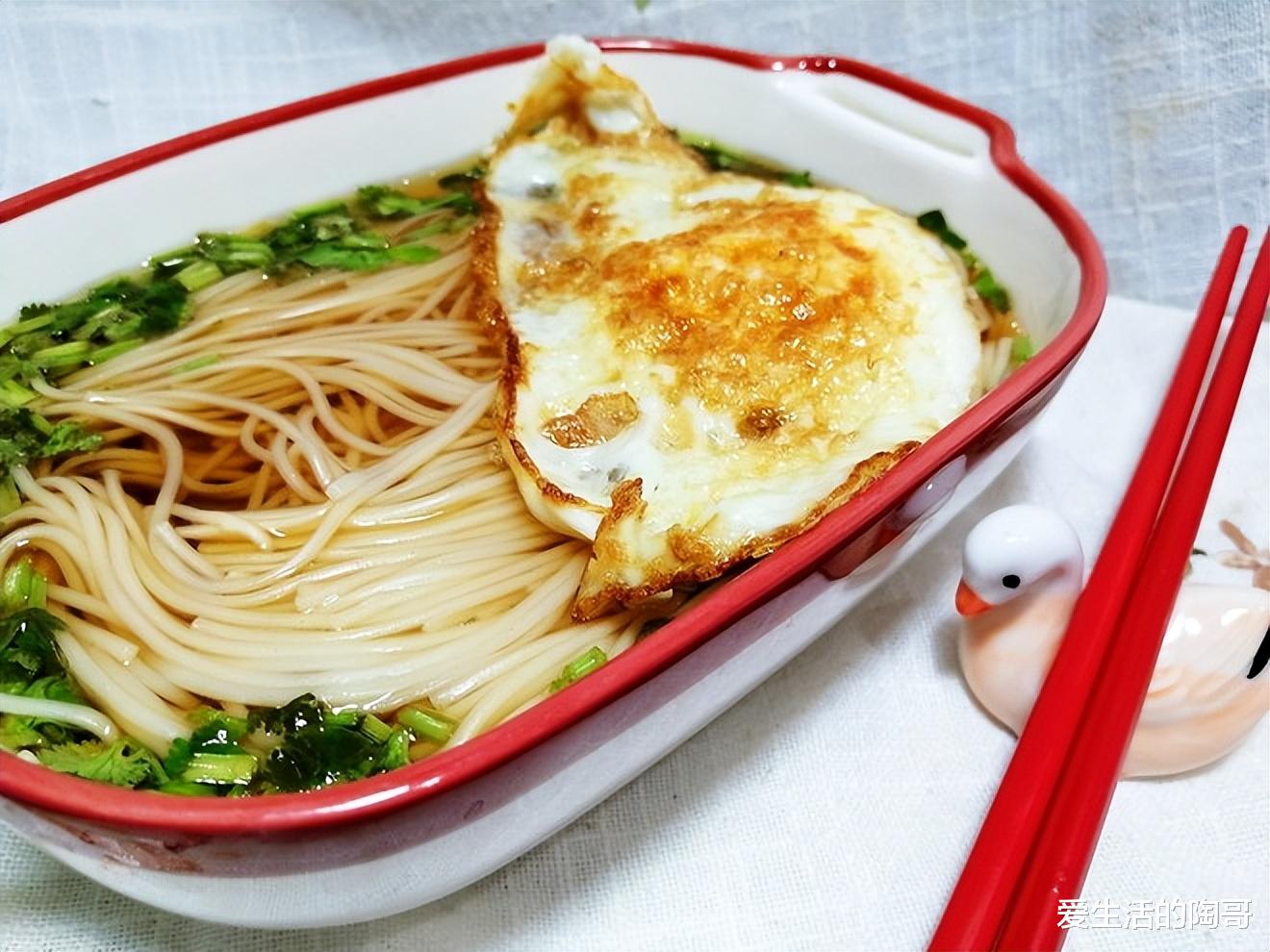 明天二月二龙抬头,别忘了吃2菜,食2肉,喝2汤