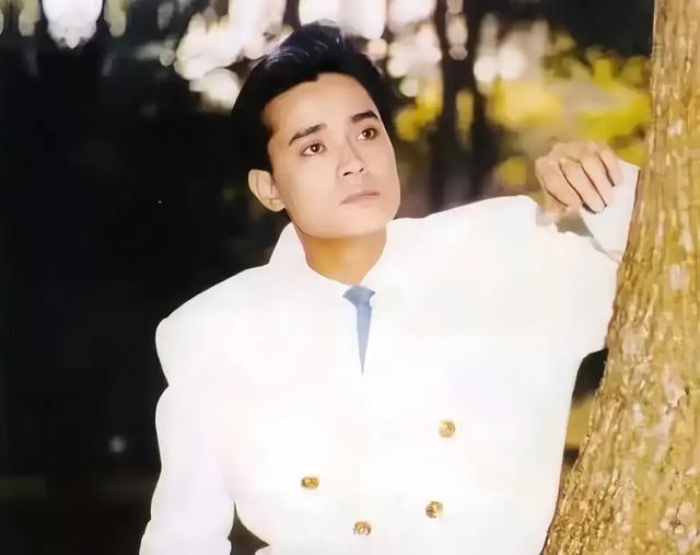 一路走好！戏没拍完就离世的9位明星艺人，多人死因成谜