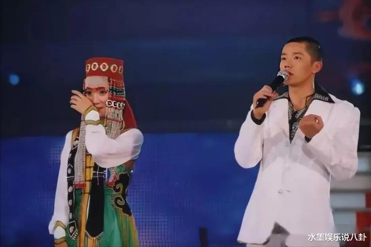 欠债百万住桥洞、离婚、锒铛入狱,星光大道草根歌手现状太落魄?