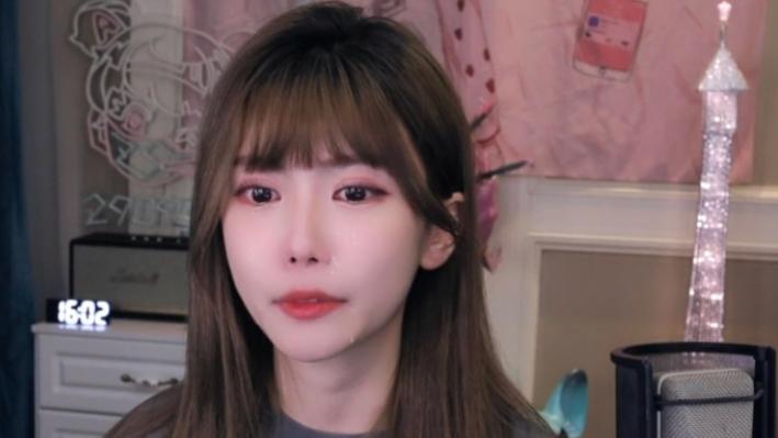 是我不够漂亮不够美么？周淑怡转型旅游博主失败，半年粉丝不到2000