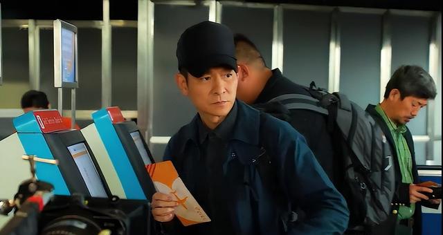 刘德华终于赌对了！灾难片《危机航线》评分9.5，恐成国庆档最佳