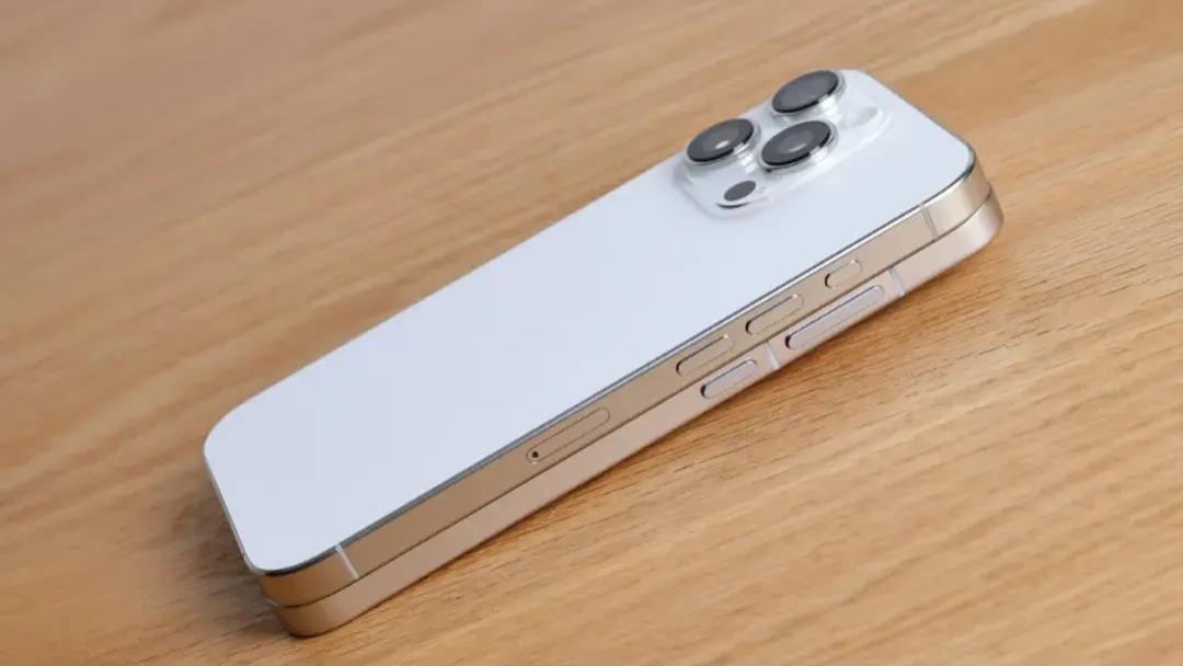 小屏手机，这次真的全面回归了