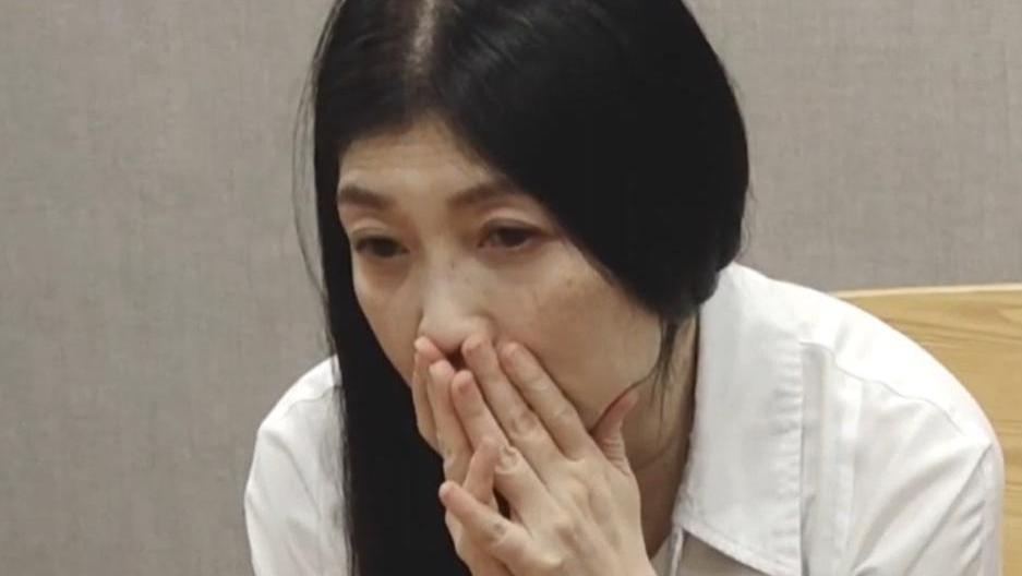 黄嘉千崩溃落泪，曝夏克立曾家暴女儿，夏克立否认称自己是好父亲