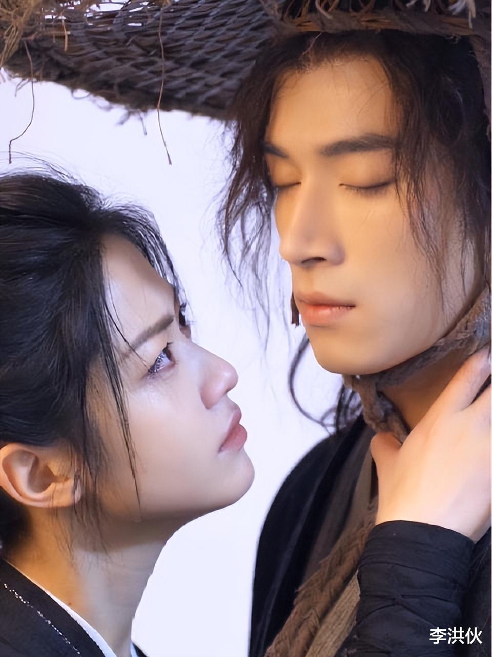 王星越向涵之被曝恋爱,年轻演员频繁靠炒CP博流量,演艺之路能走多远?