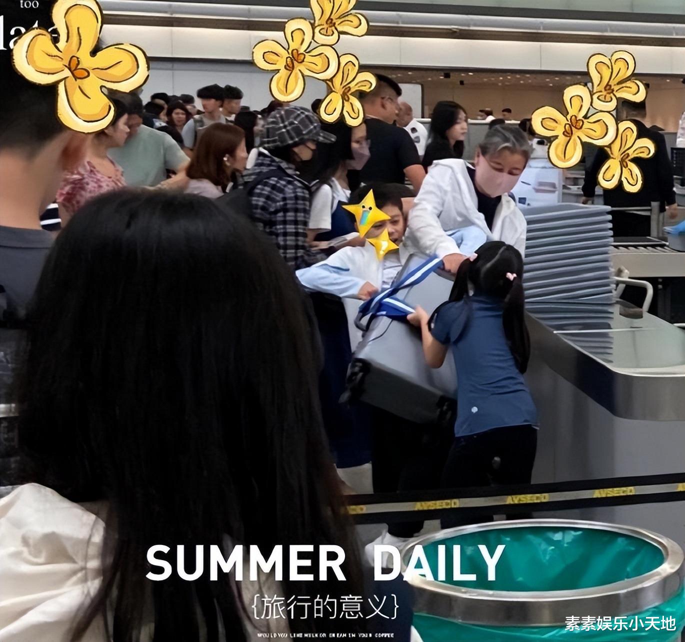 郭晶晶回国啦！陪妈妈和孩子在云南度假，素颜牵着孩子逛超市