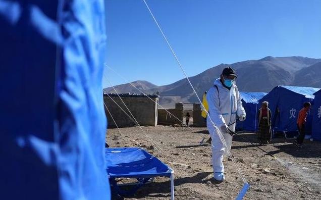 西藏捐款成“照妖镜”!韩红公布名单,却意外透露明星婚姻现状