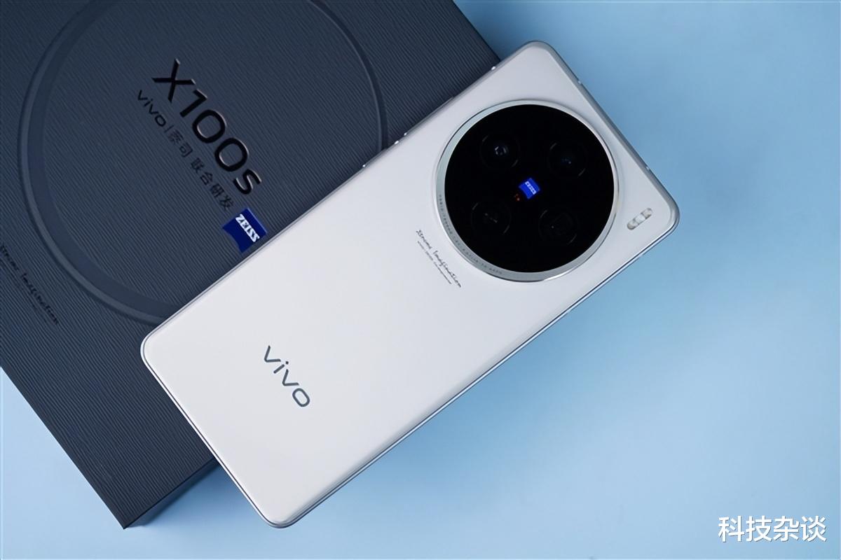 vivo对外公布三件大事,事关影像、折叠屏等等