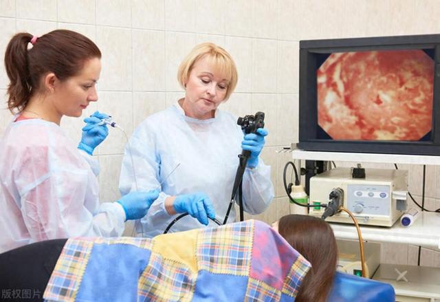 做一次胃镜，伤害有多大？医生：或有 3 大风险，2 类人别盲目做