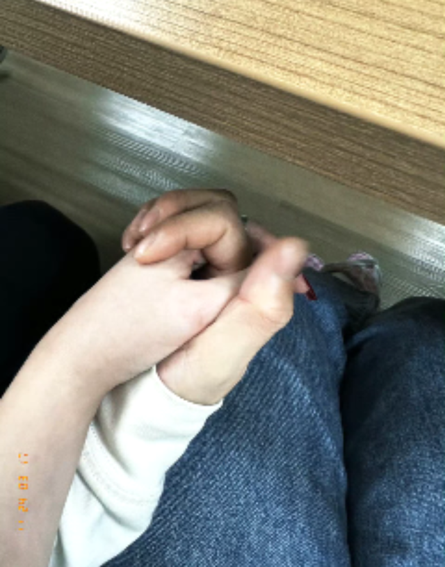 演员星星被推迟回国！透露了不能说的内情