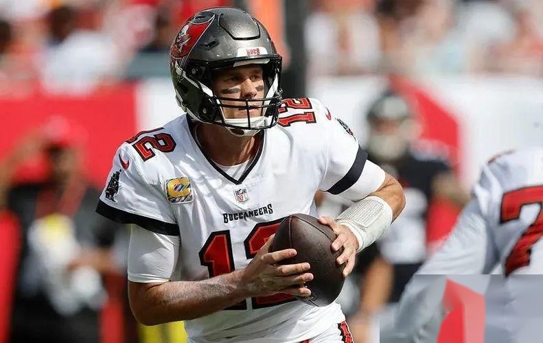 突然官宣离婚!巨星夫妇恩爱13年没出轨没家暴,真实原因令人唏嘘