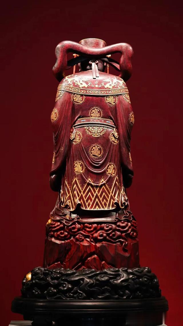 财神仙官—百斤原料小叶紫檀省大师清刀造像