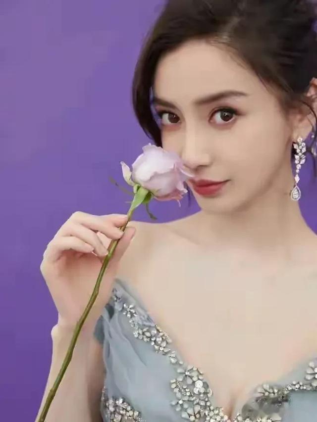 杨颖是公认的美女,可现在娱乐圈却难有她的一席之地,唏嘘!