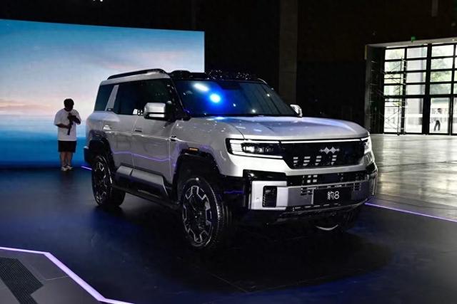 方程豹 豹8即将上线！预售价40万起，价格是否过高？
