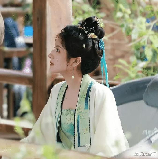 爱奇艺独播，中式恐怖才是最牛的，诡异烧脑，案件场景好有质感，黑马预定 ！