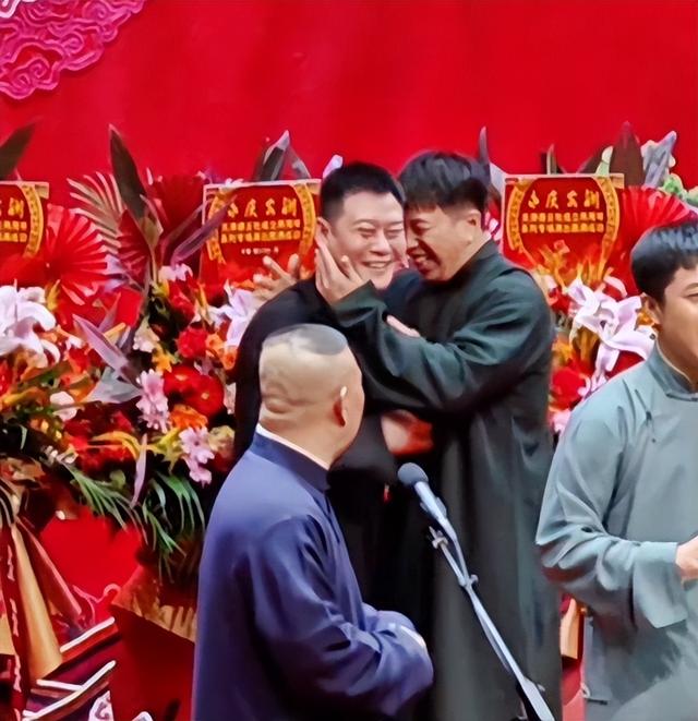 郭德纲使出杀手锏,正面回应“打压”栾云平,杨议的算盘落空了