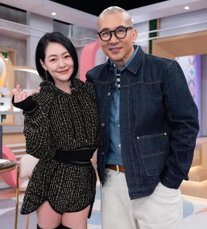 台媒爆小S火上加油,泄露具光头演唱会最后情况,大S评论区热闹了