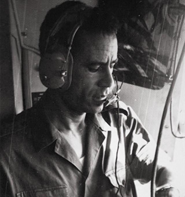 曝三只羊女主播被抓,聊天记录曝光,卢文庆认怂曾志伟连夜避嫌?