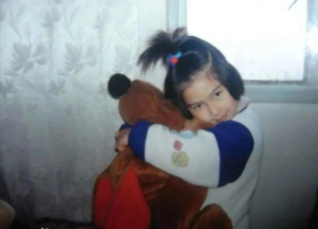 李晨杨颖恋爱,十年友情变爱情!