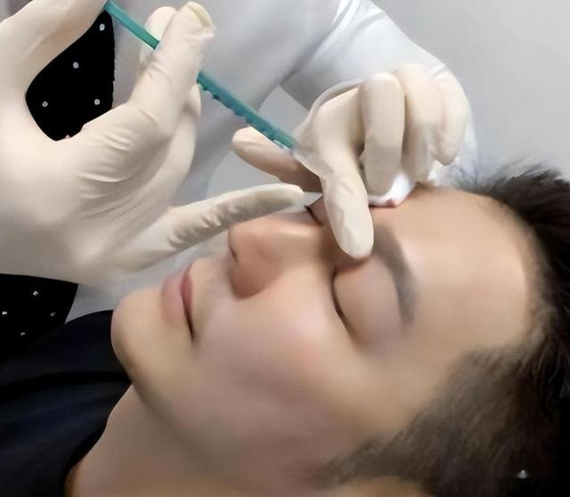 62岁刘德华晒一日三餐，网友：太狠了，难怪看起来像40岁！