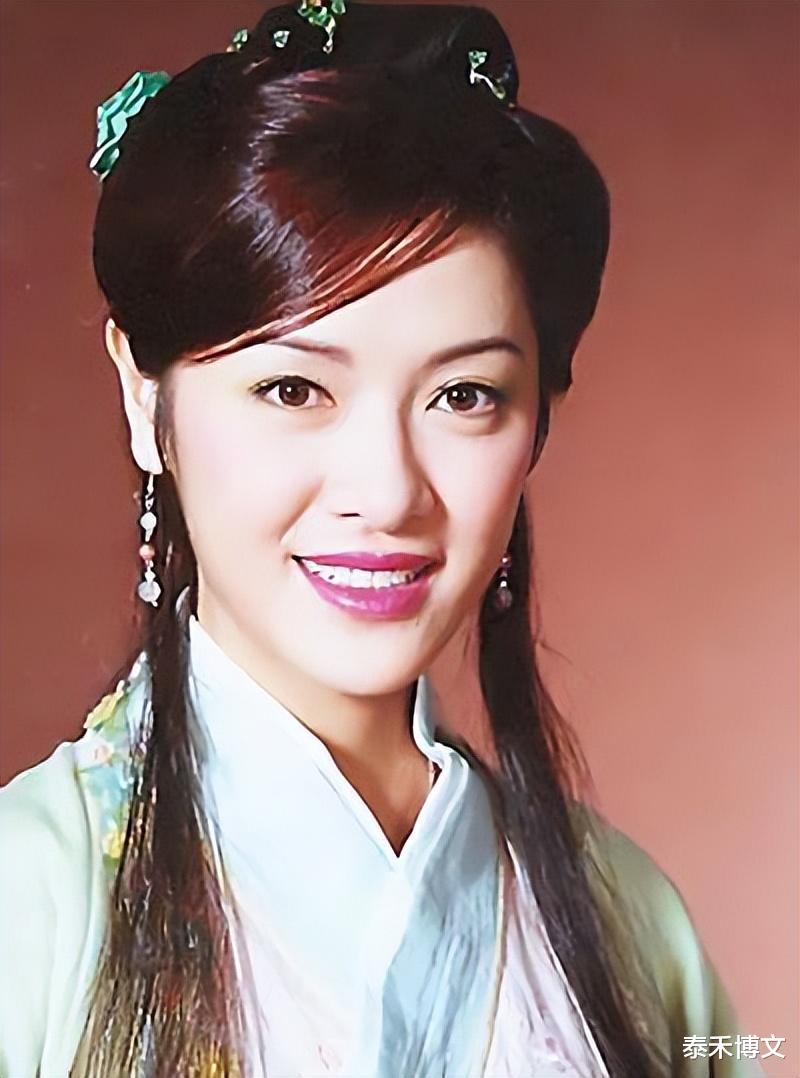 港娱的迷之审美,明明长相一般,却被夸成“天仙”的4位女星