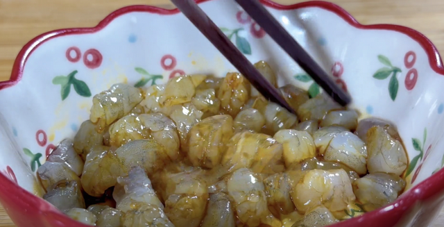 秋天要多吃这馅饺子，个个皮薄馅多赛鲍鱼，一顿3大盘都不够吃