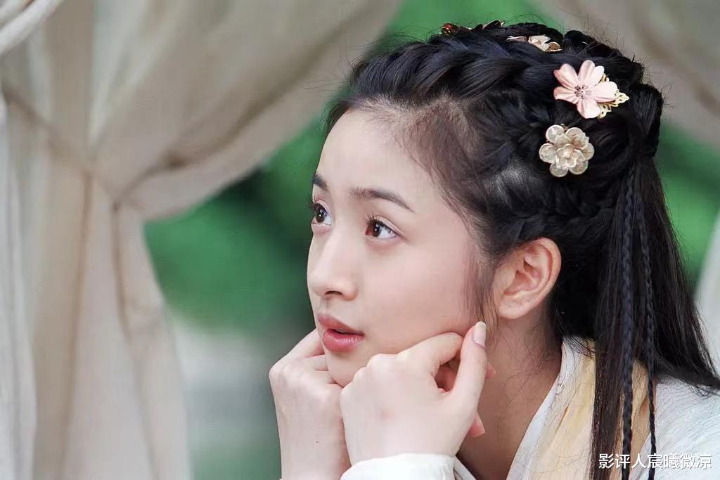 五版黄蓉灵动对比，22岁的包上恩，比上不足比下有余