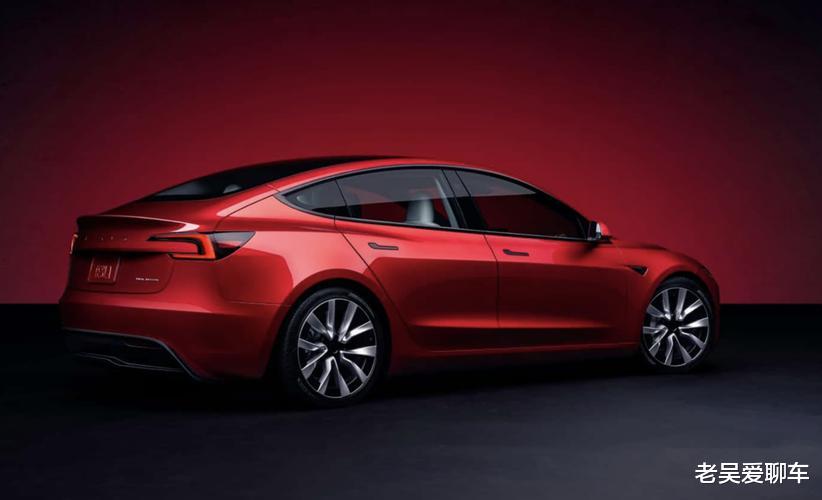 续航614公里、百公里能耗仅9.76度，2025款特斯拉Model 3真香升级