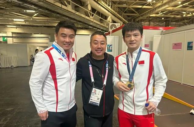 港媒评刘国梁：一人分饰三角，如清朝权臣，和珅？全网评论炸锅